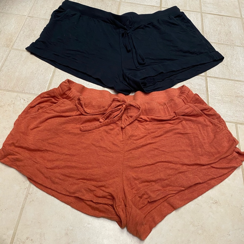 2 Shorts